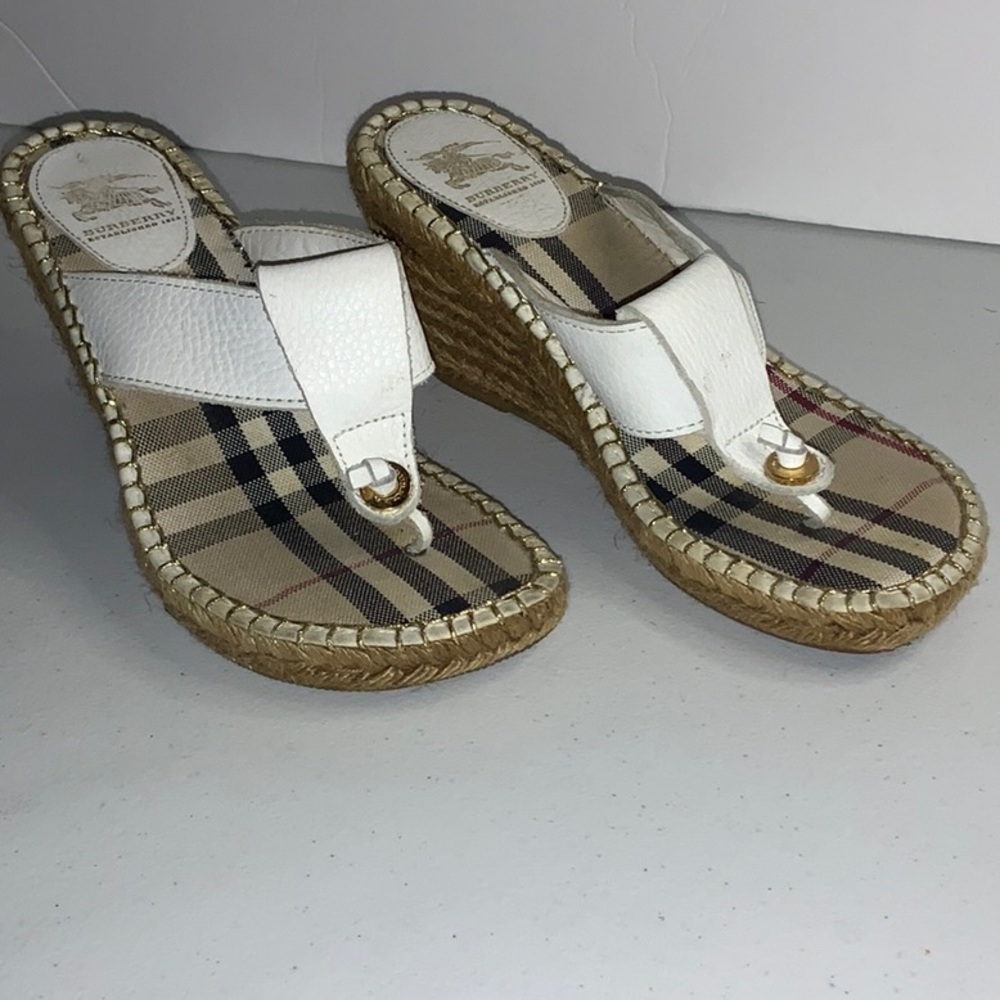 BURBERRY WOMENS WEDGES Sz 8.5